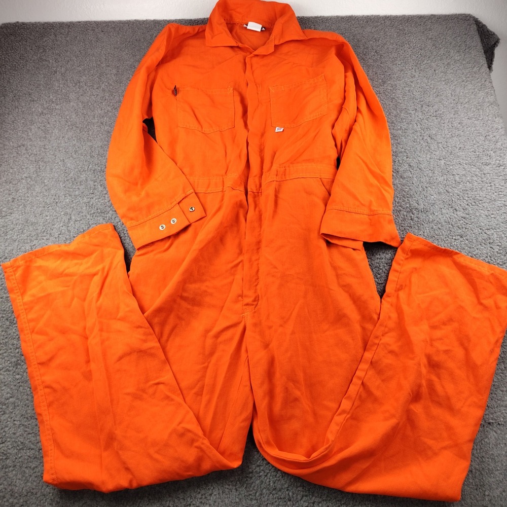 Saf-Tech Orange Nomex IIIA FR Coveralls Mens Medium Sz 44R Flame Resistant HRC 1